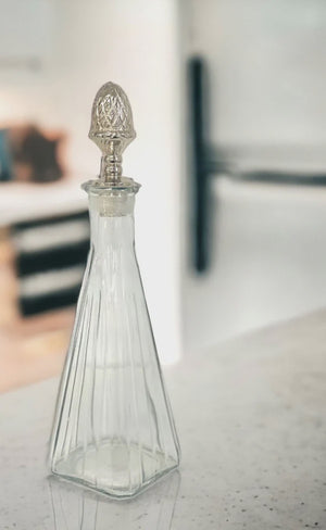 Line Cut Decanter Acorn Stopper
