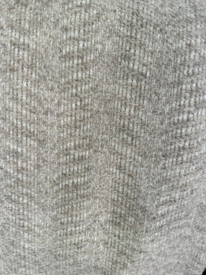
            
                Load image into Gallery viewer, Wool Throw Simply Taupe 140x200cm
            
        