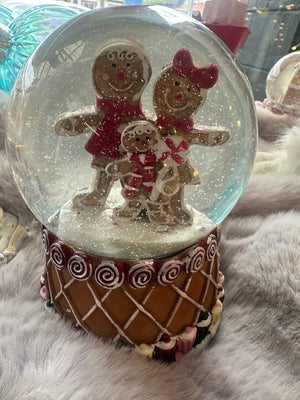 Gingerbread - Snow Globe 100mm  rp326