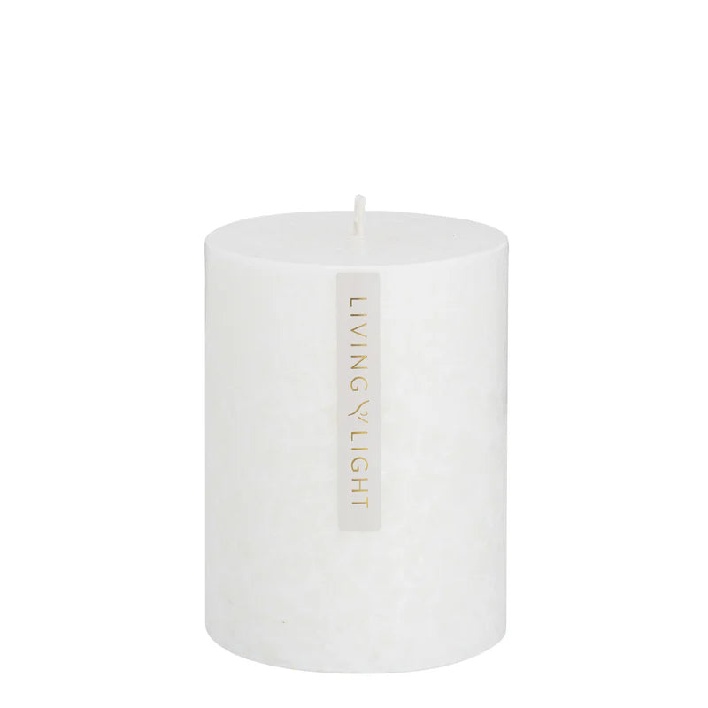 Pinot Blanc Pillar Candle White Medium