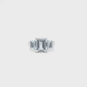 
            
                Load and play video in Gallery viewer, 9CT White Gold Aquamarine Ring 3.6ct
            
        